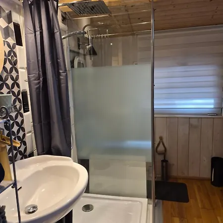 Gospodarstwo wiejskie La Garette *