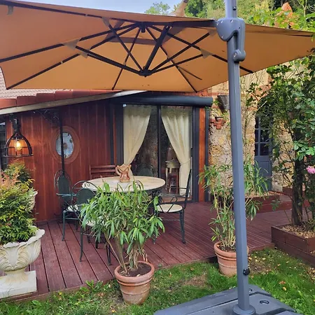 Gospodarstwo wiejskie La Garette *